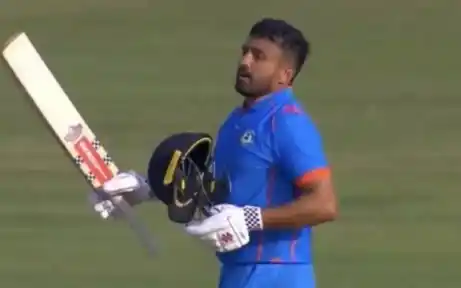 Karun Nair's Historic Fourth Consecutive Century Powers Vidarbha to Semis